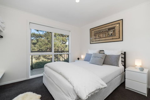 Serenity - Merricks North Cottage - Accommodation Whitsundays 1