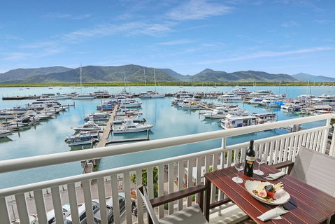 Shangri-La Hotel, The Marina, Cairns - Accommodation Whitsundays 2