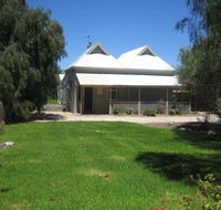Showgrounds Cottage Naracoorte - Accommodation Whitsundays