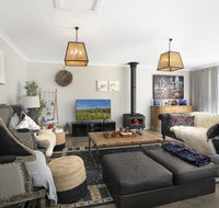 Silky Oak Villa - spacious  beautifully decorated - Accommodation Whitsundays