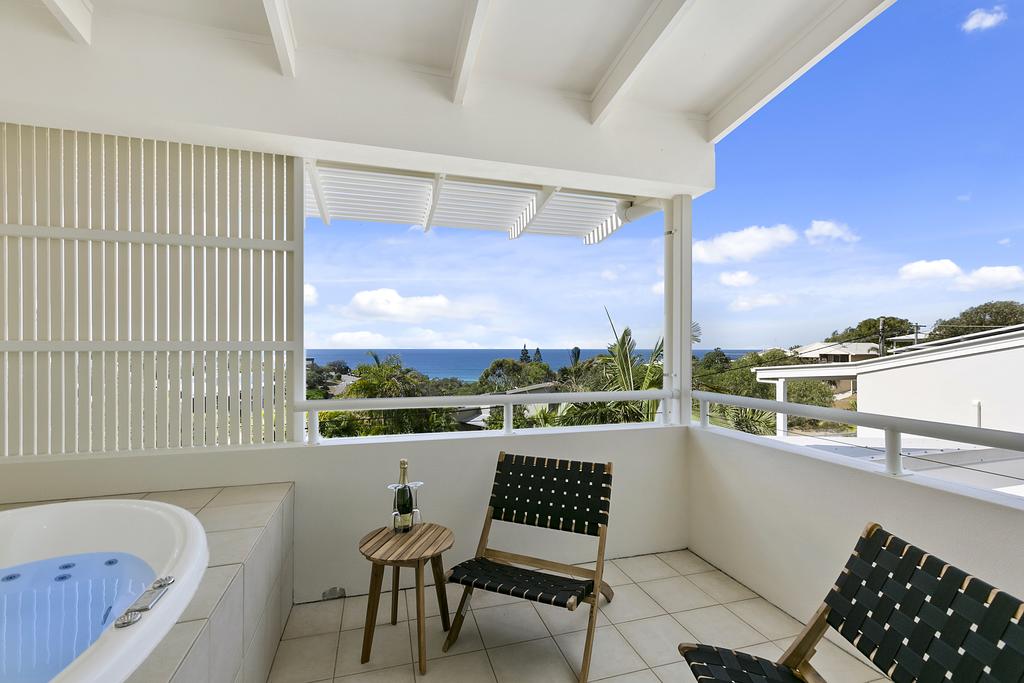 Sunrise Beach QLD Accommodation Whitsundays