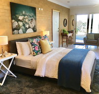 SilverWaters Waterfront Accommodation