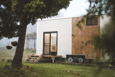 Sithuri Tiny House - Accommodation Whitsundays 0