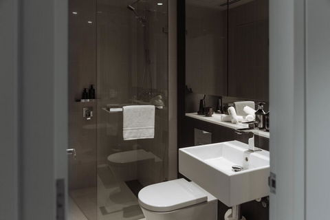 SKYE Suites Green Square - Accommodation Whitsundays 1