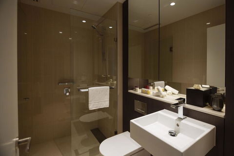 SKYE Suites Green Square - Accommodation Whitsundays 0