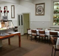 Snake Valley Hotel - Accommodation Whitsundays