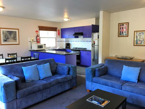 Snowman 6 - Accommodation Whitsundays 1