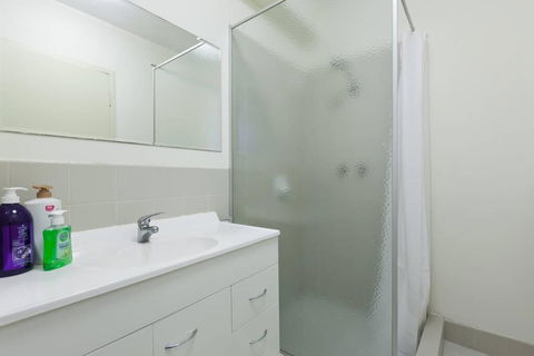 South Perth Perfect Location Free WIFI & Parking - Accommodation Whitsundays 3