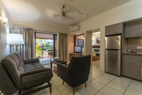 Southern Cross Atrium Apartments - Accommodation Whitsundays 3