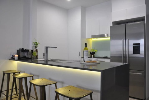 Spacious 2 Bed 2 Bath Unit - LUMA APARTMENTS - Accommodation Whitsundays 2