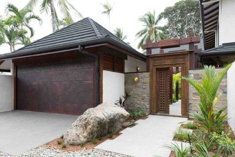 Spice At Oak Award Winning Luxury Absolute Oceanfront House Oak Beach Near Port Douglas - Accommodation Whitsundays 3