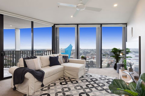 SPIRE - Fast Internet Monthly Stays W Carpark - Accommodation Whitsundays 0