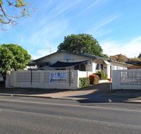 Star Inn Accommodation - Accommodation Whitsundays