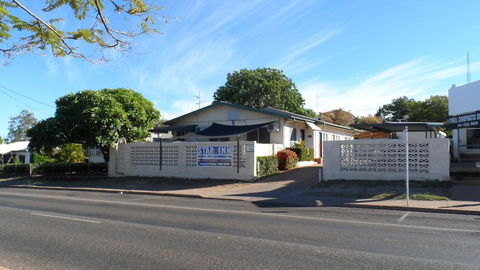 Star Inn Accommodation - Accommodation Whitsundays 0