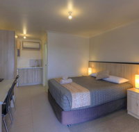 Starline Motor Inn - Accommodation Whitsundays