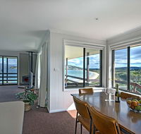 Stones Throw - Accommodation Whitsundays