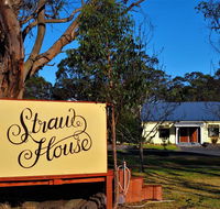 Straw House B and B - Accommodation Whitsundays