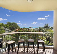 Stunning views great location Sunshine Beach - Unit 1 Vista Pacific 12 Bryan Street - Accommodation Whitsundays