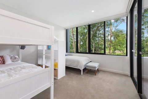 Stylish Lux Home With Hotel Grade Cleanliness - Accommodation Whitsundays 2
