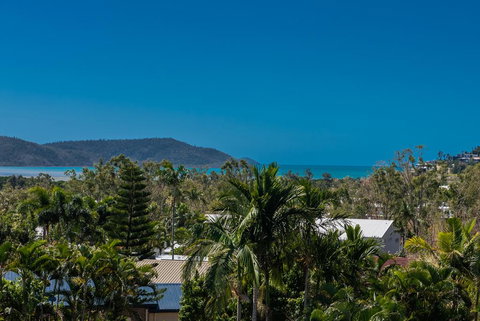 Sunset Escape - Accommodation Whitsundays 0
