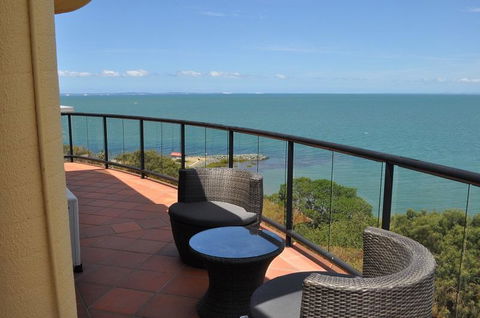 Sunset Sails Redcliffe - Accommodation Whitsundays 1