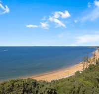 Sunset Sails Redcliffe - Accommodation Whitsundays