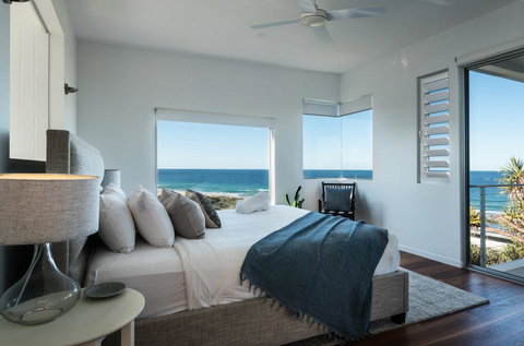 Sunshine Coast White House - Accommodation Whitsundays 1