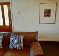 Superb 2 BR Apartment Minutes to CBD- Cen7 - Accommodation Whitsundays