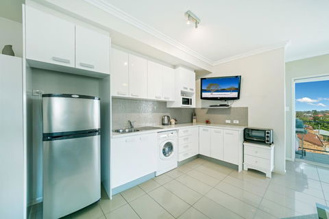 Suttons Beach Apartments - Accommodation Whitsundays 3
