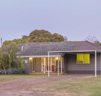 Swell Shack - Accommodation Whitsundays