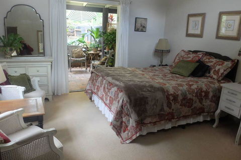 Tamborine Treats - Accommodation Whitsundays 0