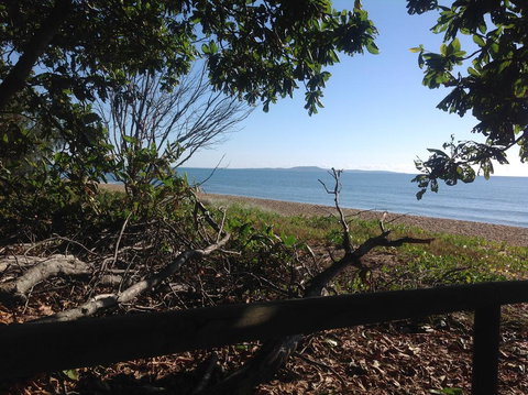 Tannum Sands Hotel / Motel - Accommodation Whitsundays 1