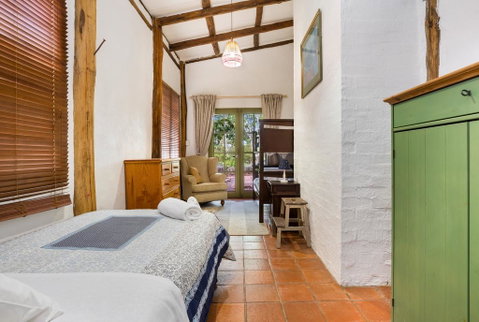 Taradale House Estate - Accommodation Whitsundays 2