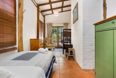Taradale House Estate - Accommodation Whitsundays 2