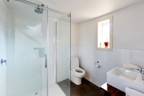 Tarndwarncoort - Farmer's Cottage - Accommodation Whitsundays 2