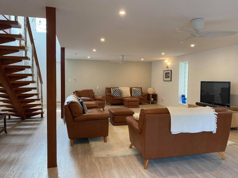 The Old Gallery - Accommodation Whitsundays 3