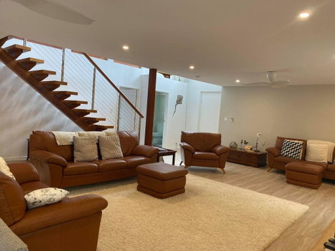 The Old Gallery - Accommodation Whitsundays 1