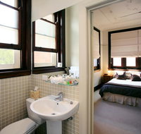 The Bank Guesthouse - Accommodation Whitsundays