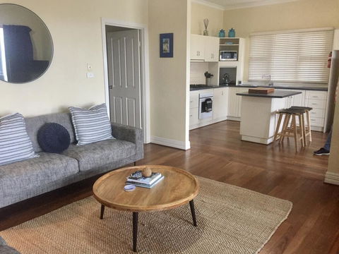 The Beach House & Villas - Accommodation Whitsundays 3