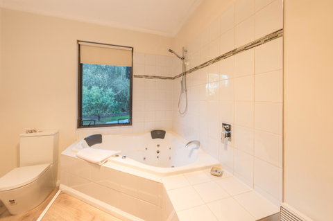 Parnella Kettering - Accommodation Whitsundays 16