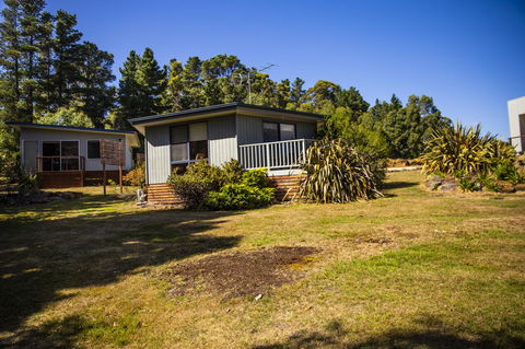 Little Norfolk Bay Events And Chalets - Accommodation Whitsundays 3