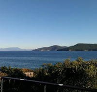 Larus Waterfront Cottage