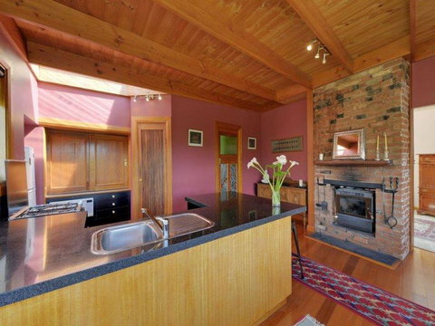 Bridge View Retreat - Accommodation Whitsundays 37