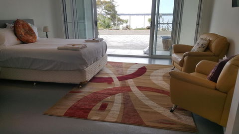 AppleBay Guest House - Accommodation Whitsundays 3