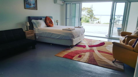 AppleBay Guest House - Accommodation Whitsundays 11