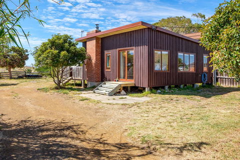 Aqua Beachfront! - Accommodation Whitsundays 15