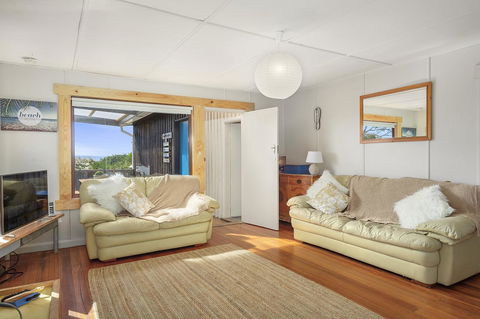 Aqua Beachfront! - Accommodation Whitsundays 6