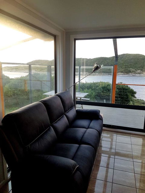 Ocean View Cottage - Accommodation Whitsundays 10