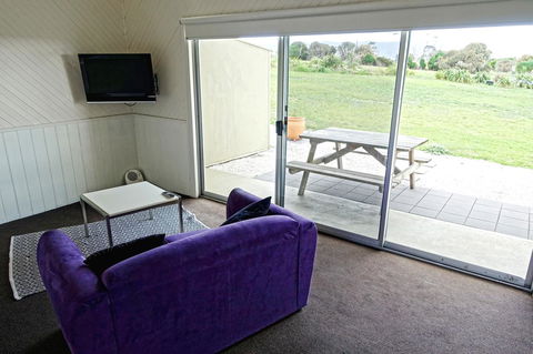Diamond Island Resort - Accommodation Whitsundays 15