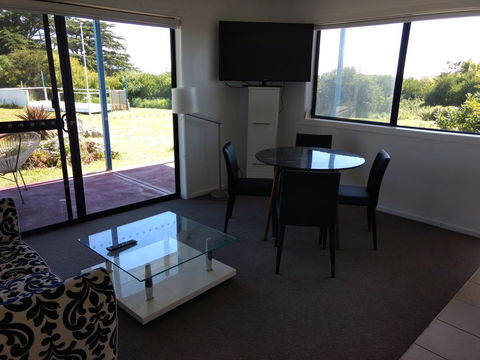 Diamond Island Resort - Accommodation Whitsundays 42
